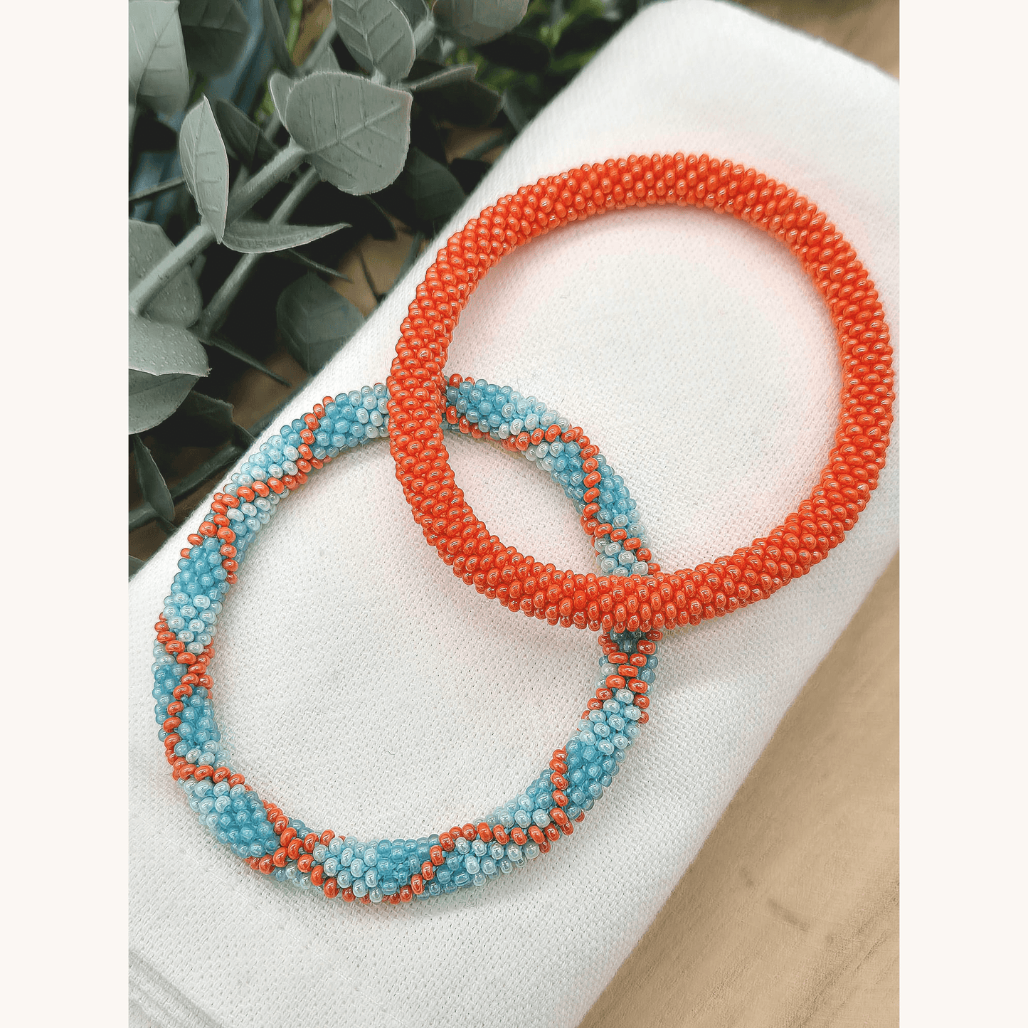 Nepalesisches Armband DUO – Orange & Tuerkis