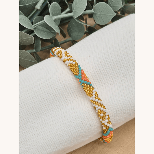 Nepalesisches Armband – Gold, Weiss, Tuerkis
