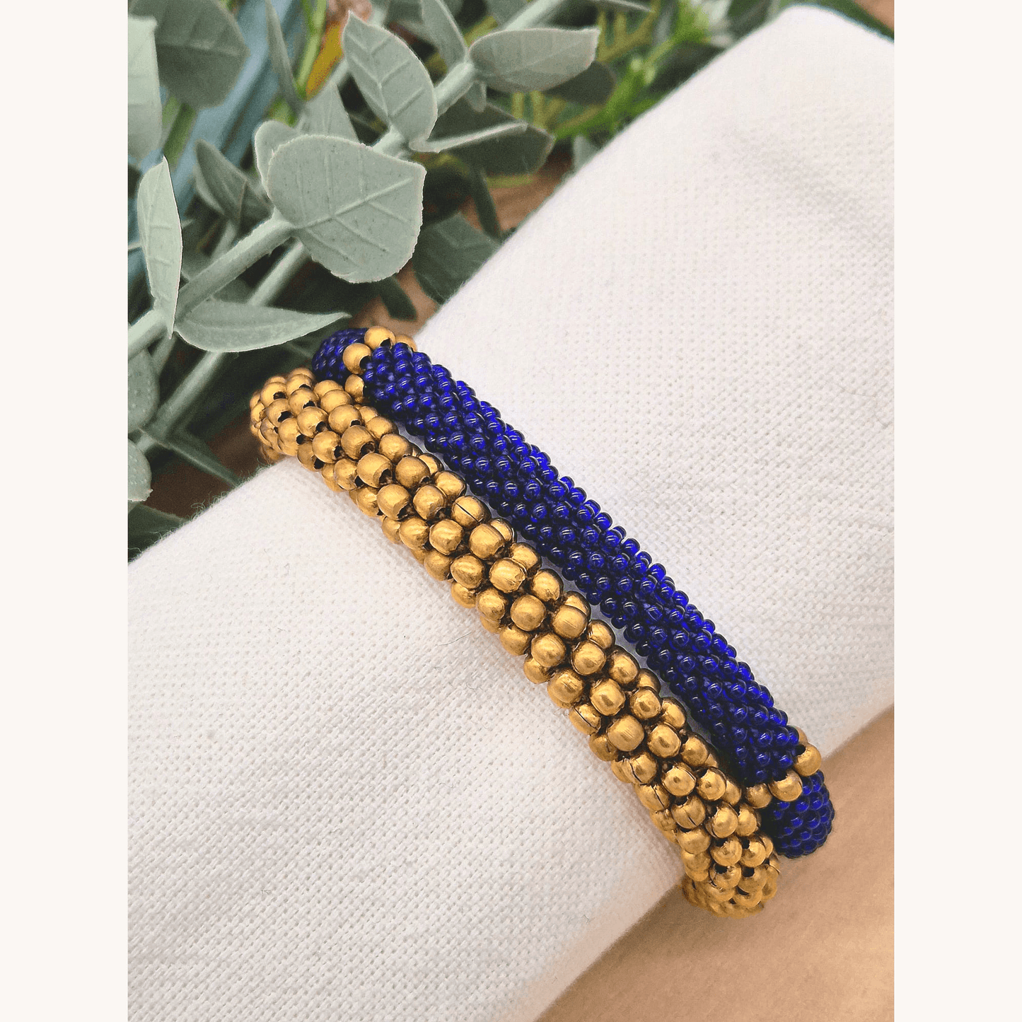 Nepalesisches Armband DUO – Gold & Blau
